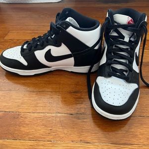 Nike white/black “panda” High top dunks